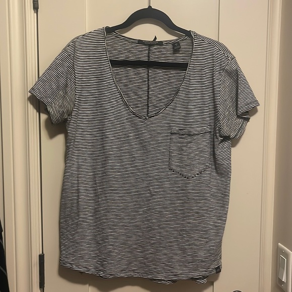 Scotch & Soda Black and White Stripped Tshirt - Picture 1 of 2